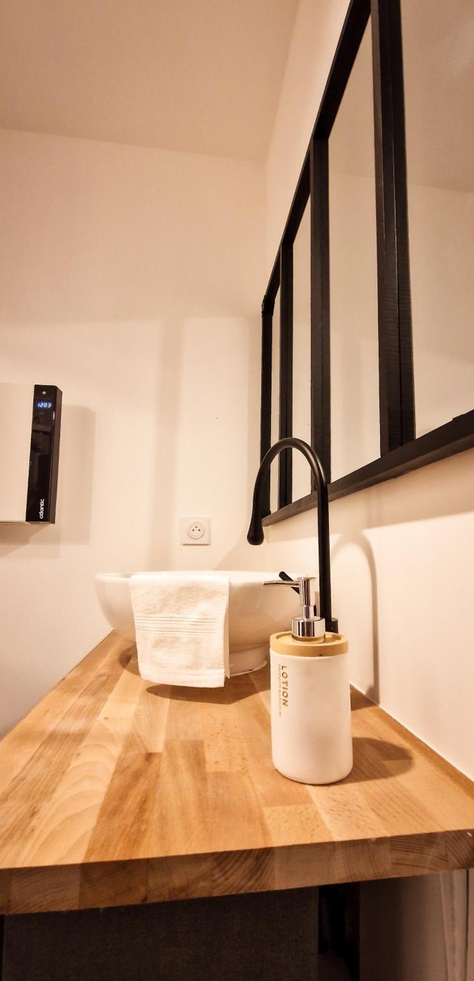 L'Indus 3 Etoiles Wifi, Netflix, Disney, Coeur De Bastide Villefranche-de-Rouergue Exterior foto